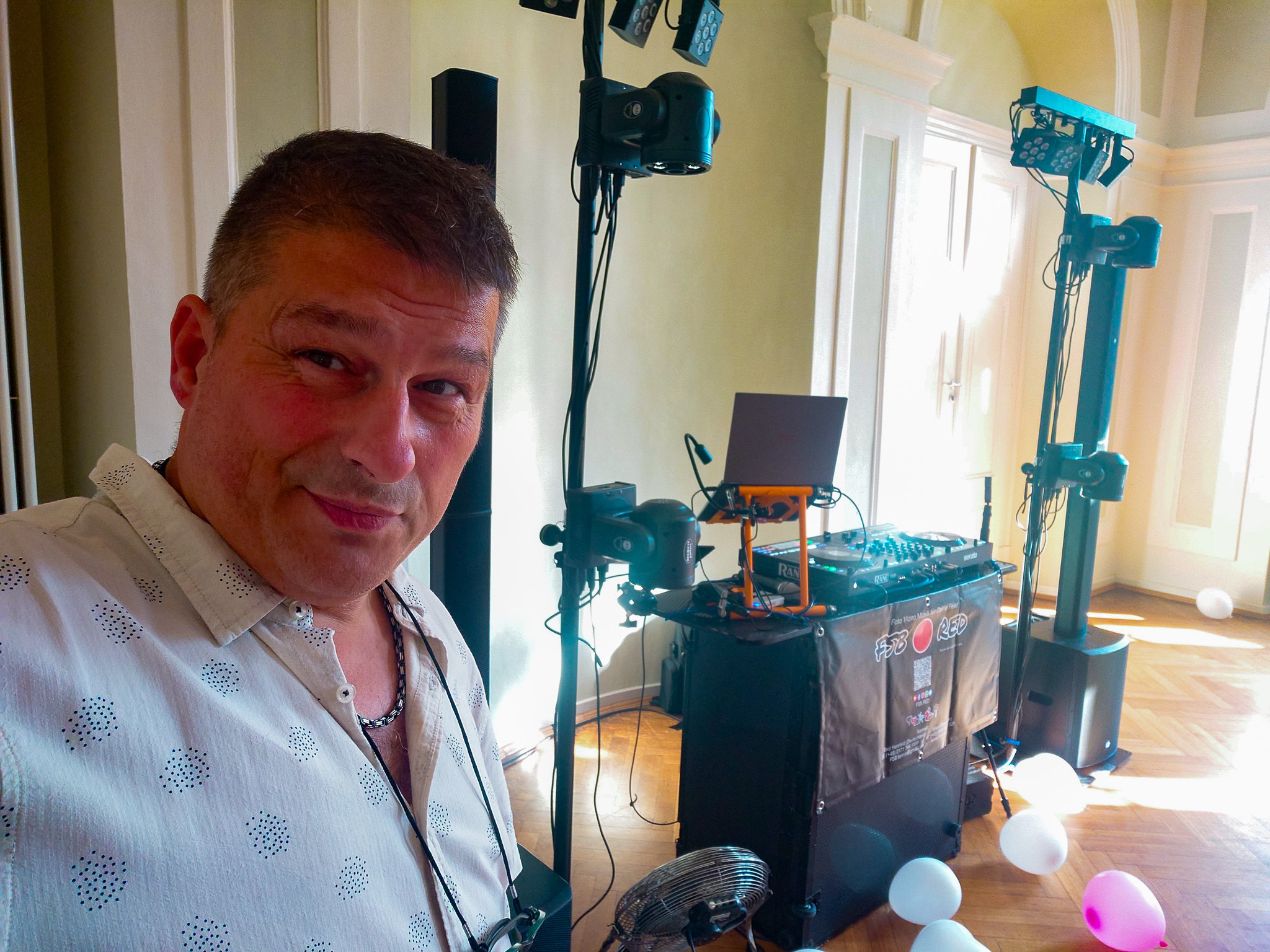 DeeJayBakerman [A-Danceclub] 2025 - Beispiel Foto für ein FSB.RED Technik Set 3 Paket in Wien