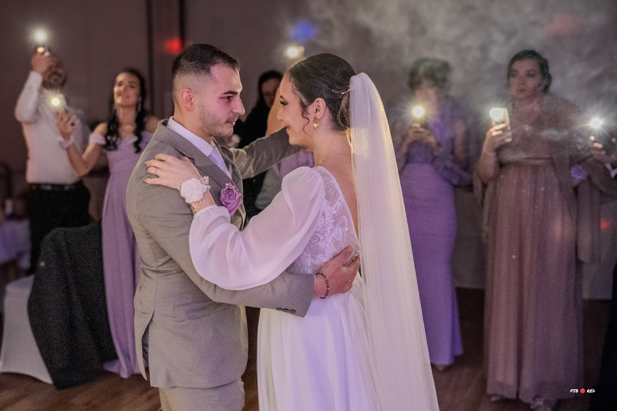 Hochzeitstanz Fotografie & Musik von FSB.RED und Hochzeit.Wien